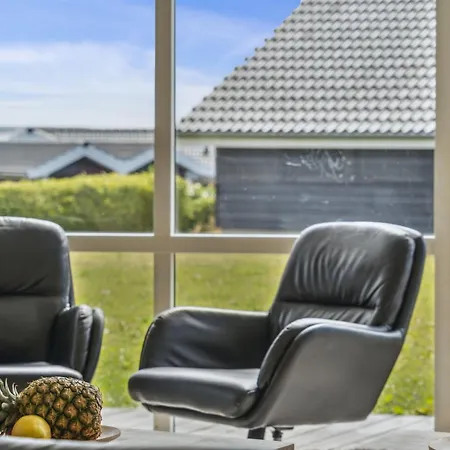 Geeske - 150m From The Sea By Interhome *