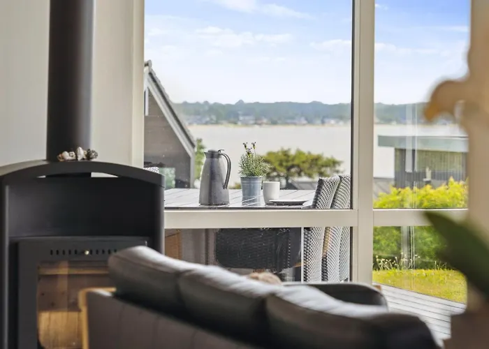 Geeske - 150m From The Sea By Interhome *